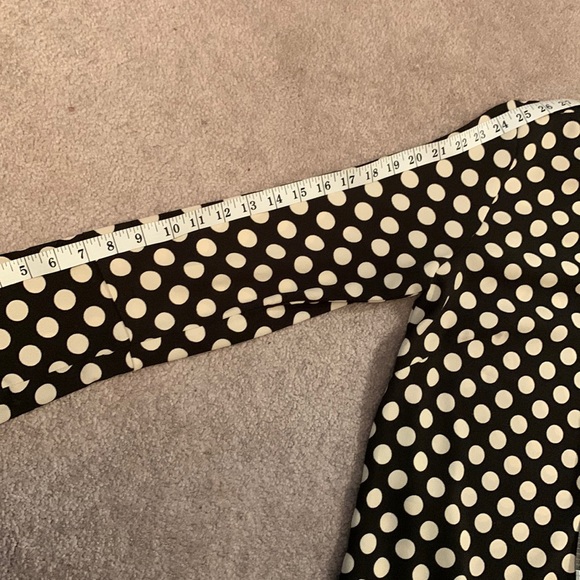 💜💲 FINAL PRICE DROP 💜 Short black and white polka dot dress - Picture 9 of 9